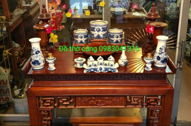 Bộ đồ thờ gia tiên men lam