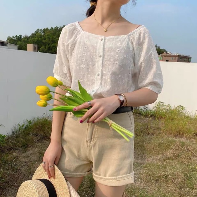 Áo thô ngắn tay cổ thuyền hoạ tiết hoa thêu Ulzzang style  Hàng Quảng Châu