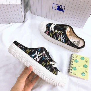 Sục Nữ MLB, Sục NY Thêu, Giày Đạp Gót Đầy Đủ Màu Trắng, Đen, Xanh Hàng Cao Cấp Full Box + Bill | BigBuy360 - bigbuy360.vn