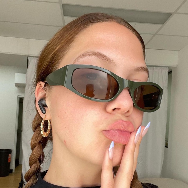 Kính Mát Gọng Oval Nhỏ Nhiều Màu Sắc Phong Cách Retro Thời Trang Phương Tây