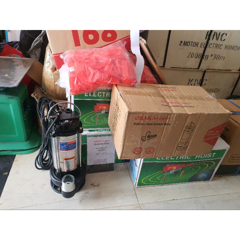 Máy bơm chìm 3HP OSAKA WQD15-18-2.2