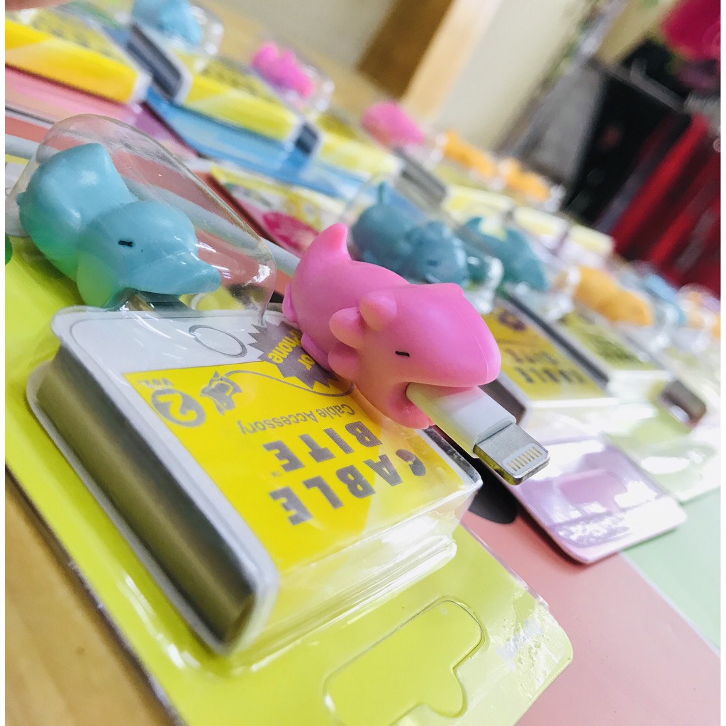 Thú Silicon Ngậm Đầu Dây Sạc Cute