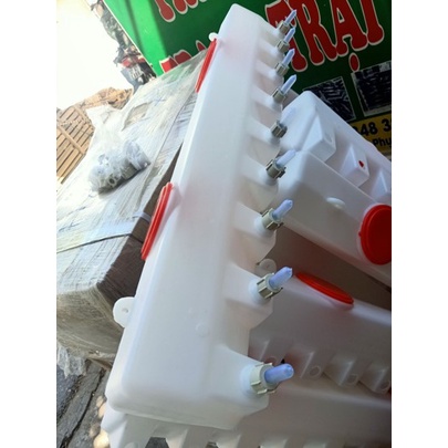 Bình bú sữa heo - lợn con, giải pháp cho lợn con mất mẹ, đẻ nhiều, lợn con cai sữa loại 9 núm vú cao cấp
