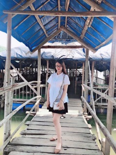 ÁO SƠ MI TRẮNG CHO BẦU