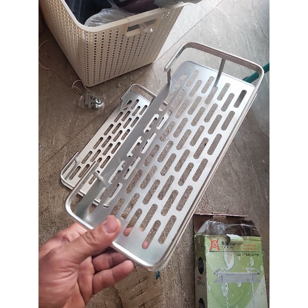 Kệ inox 2 tầng nhà tắm