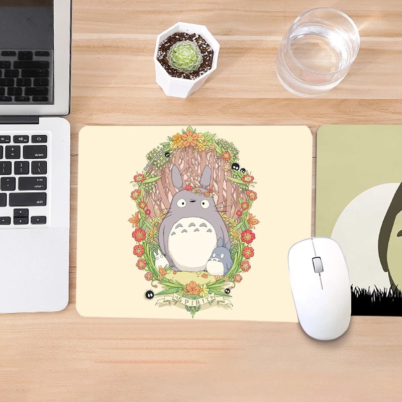Lót Chuột Chống Trượt Hình Totoro Xinh Xắn