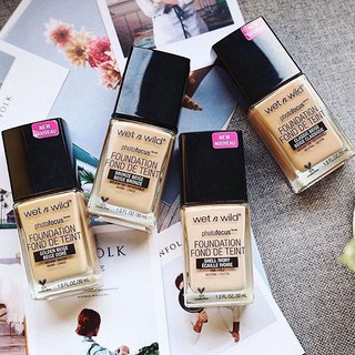 Kem nền Wet n Wild Photocus Foundation