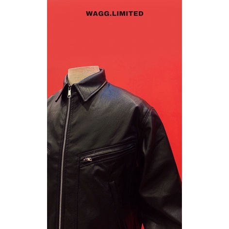 Áo khoác da sơn dầu trong bộ sưu tập mùa đông WAGG 2021