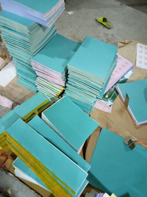 Hóa đơn - phiếu thu - phiếu chi .... 2 liên A5  số lượng từ 10 quyển trở lên