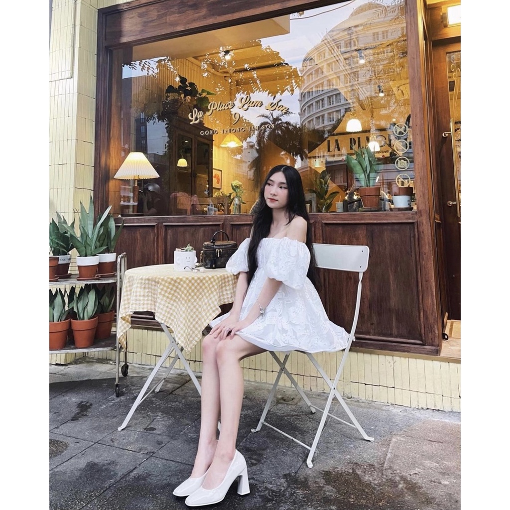 Set babydoll trễ vai màu trắng kèm quần