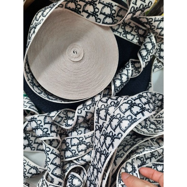 Dây Dior đen và trắng 10m