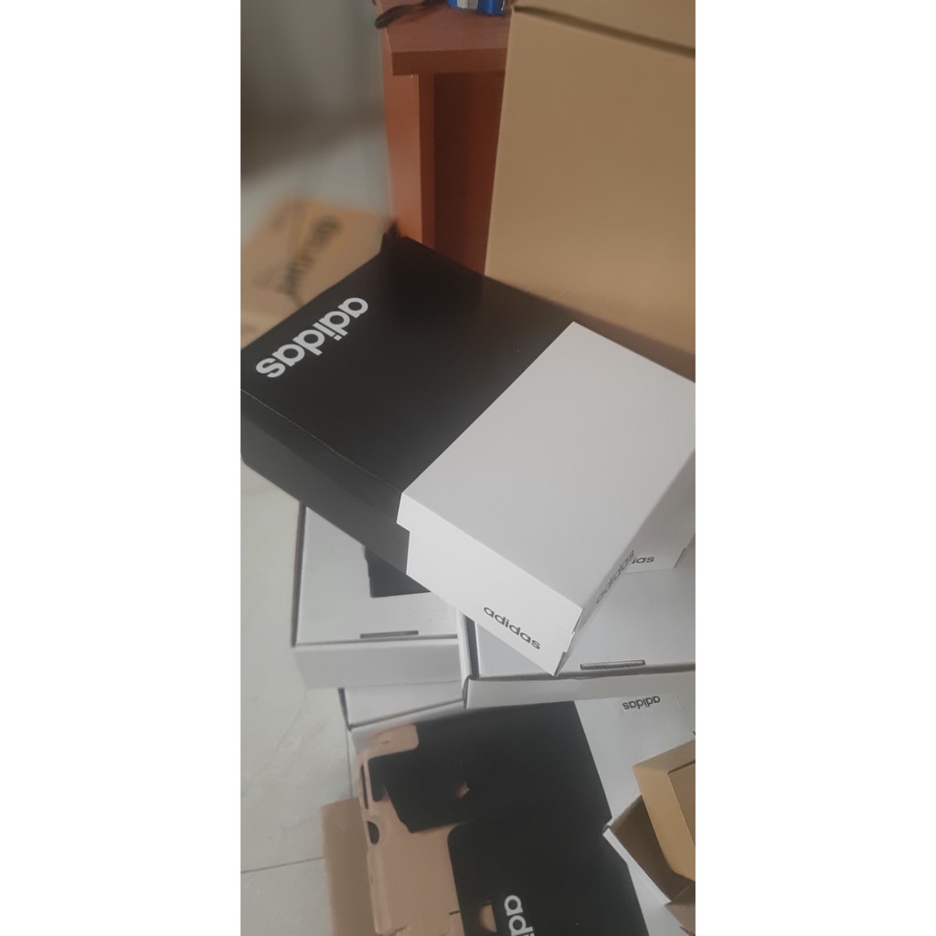 HỘP GIÀY ADIDAS 30X20,5X12CM BỘ 20 HỘP CARTON