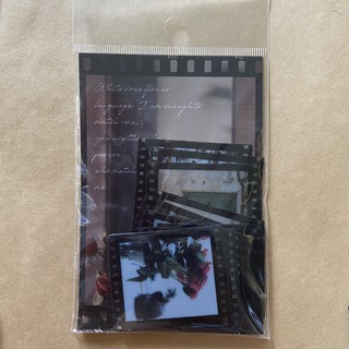 Set 40 ảnh sticker dạng phim
