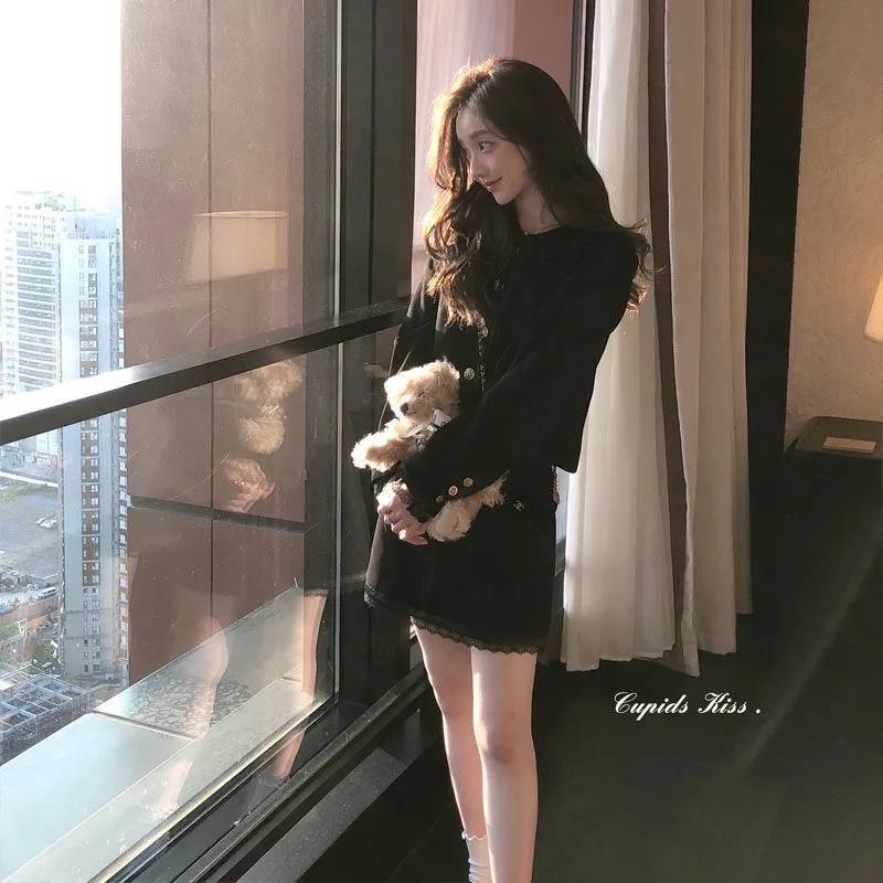 Set áo sơ mi dài tay cổ bẻ + chân váy đen thời trang nữ | BigBuy360 - bigbuy360.vn