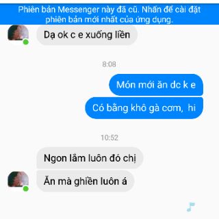 Cơm chiên mắm hành lắc khô gà