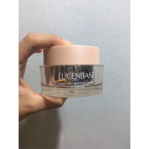 Kem Aqua nâng tông da đẹp tự nhiên Lucenbase | BigBuy360 - bigbuy360.vn