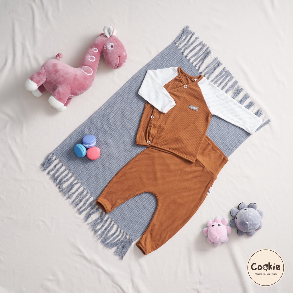 Bộ cài chéo liền thân phối tay Cookie
