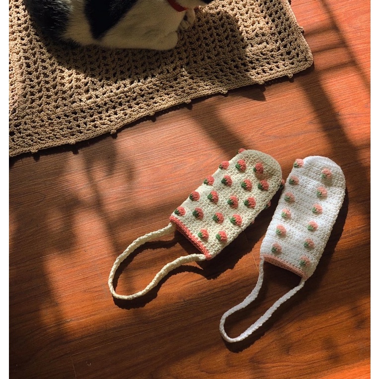 Túi đựng bình nước móc len tay thủ công