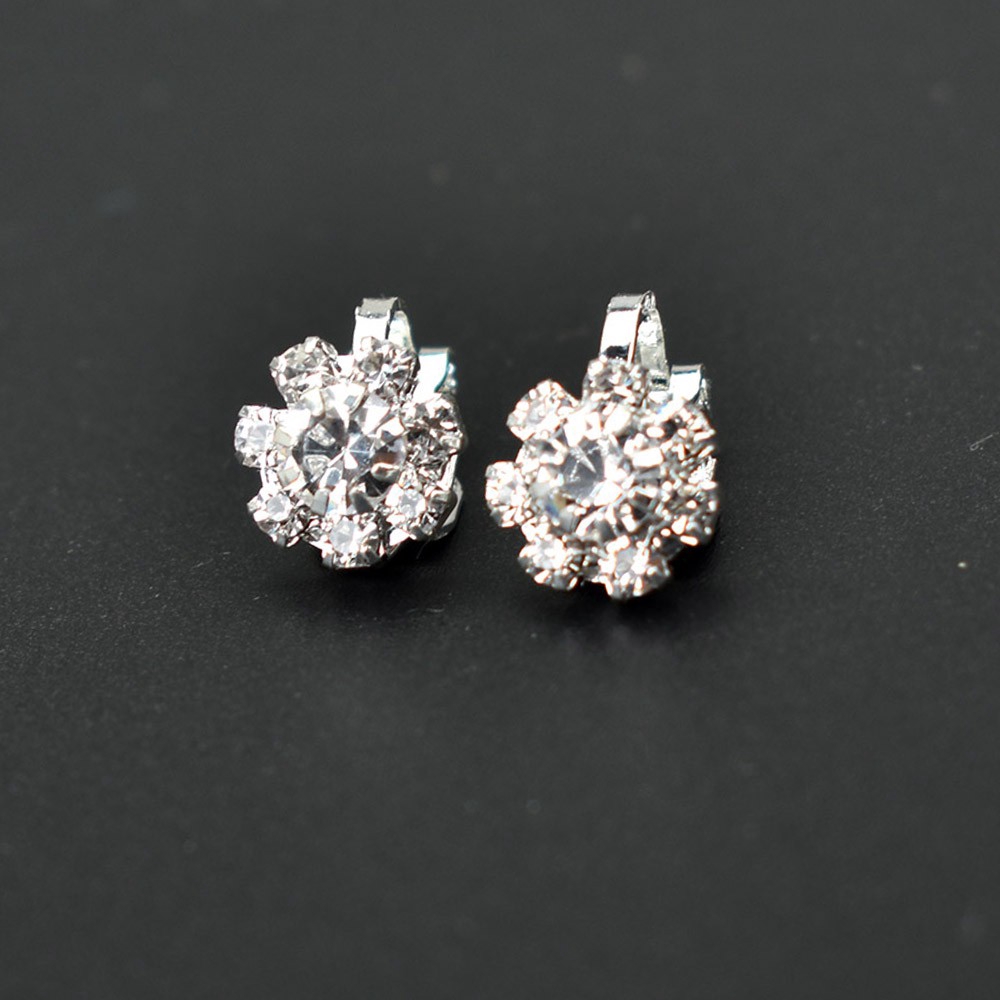 Bông tai thiết kế họa tiết hoa trang trí đá lấp lánh sang trọng