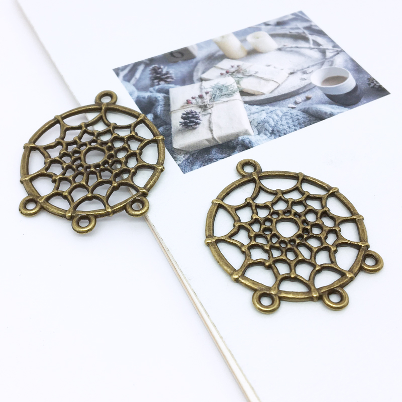 Khuyên Tai Hình Dreamcatcher Nhỏ Xinh Tự Làm Thủ Công