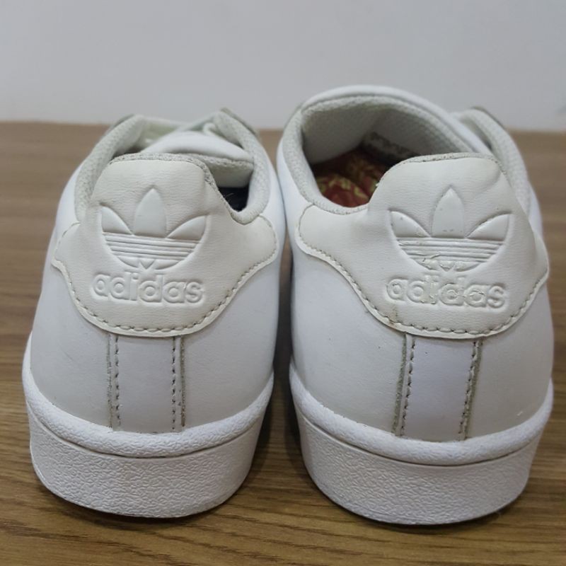 Giày Adidas mũi sò - real 2hand - size 36, 37
