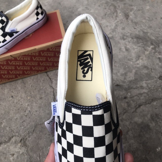 GIÀY THỂ THAO SLIP-on