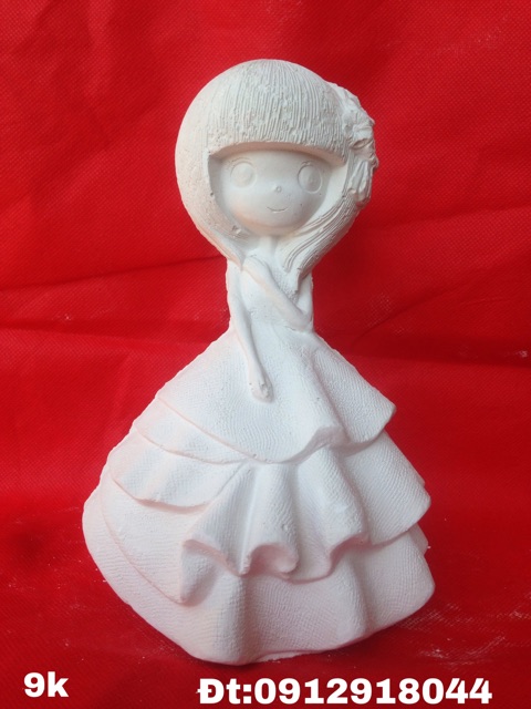 Tượng tô màu công chúa