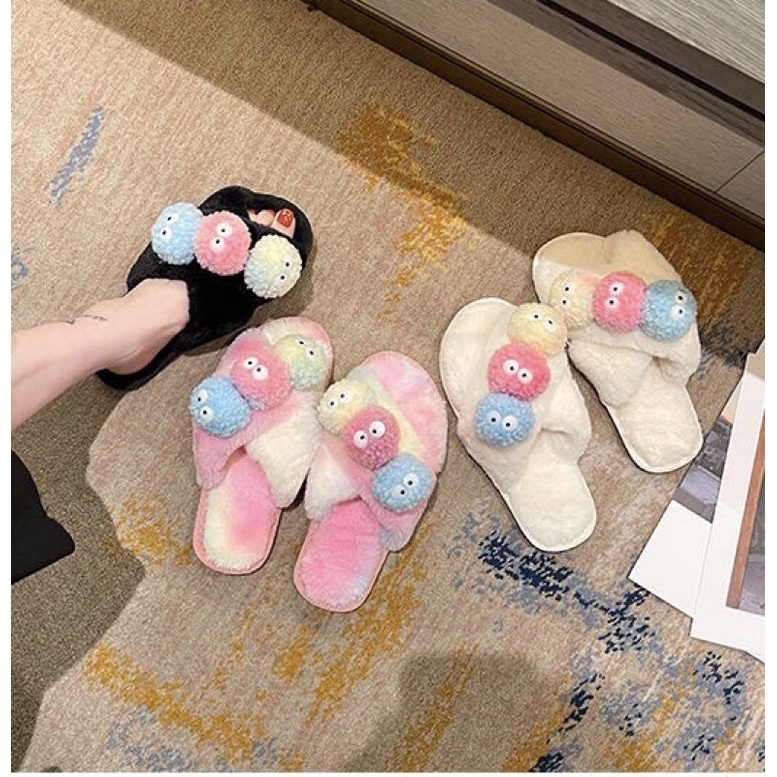 Dép bông bom bom ☄️☄️☄️