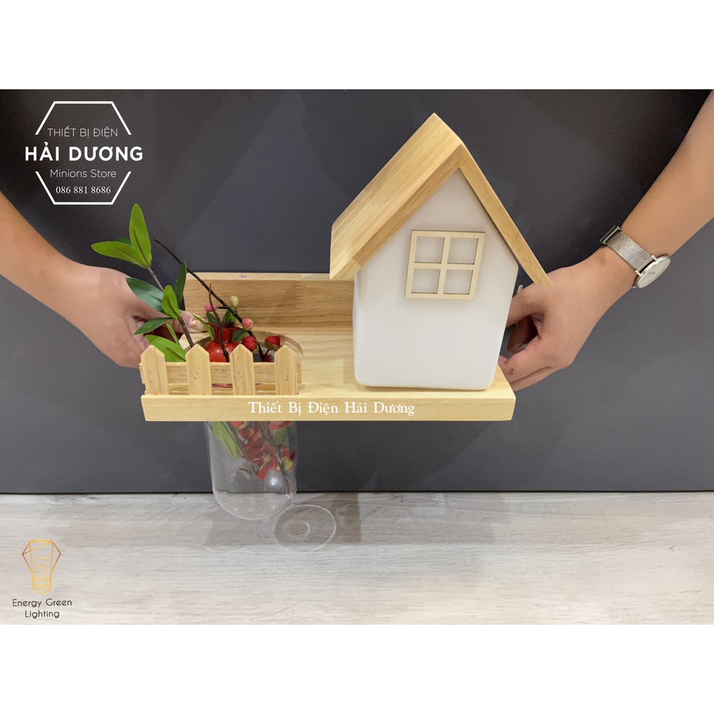 Đèn Tường Kệ Gỗ Chao Thủy Tinh Hình Ngôi Nhà Hiện Đại DT-2732 - Trang Trí Căn Phòng - Energy Green Lighting-Bao Gồm Bóng