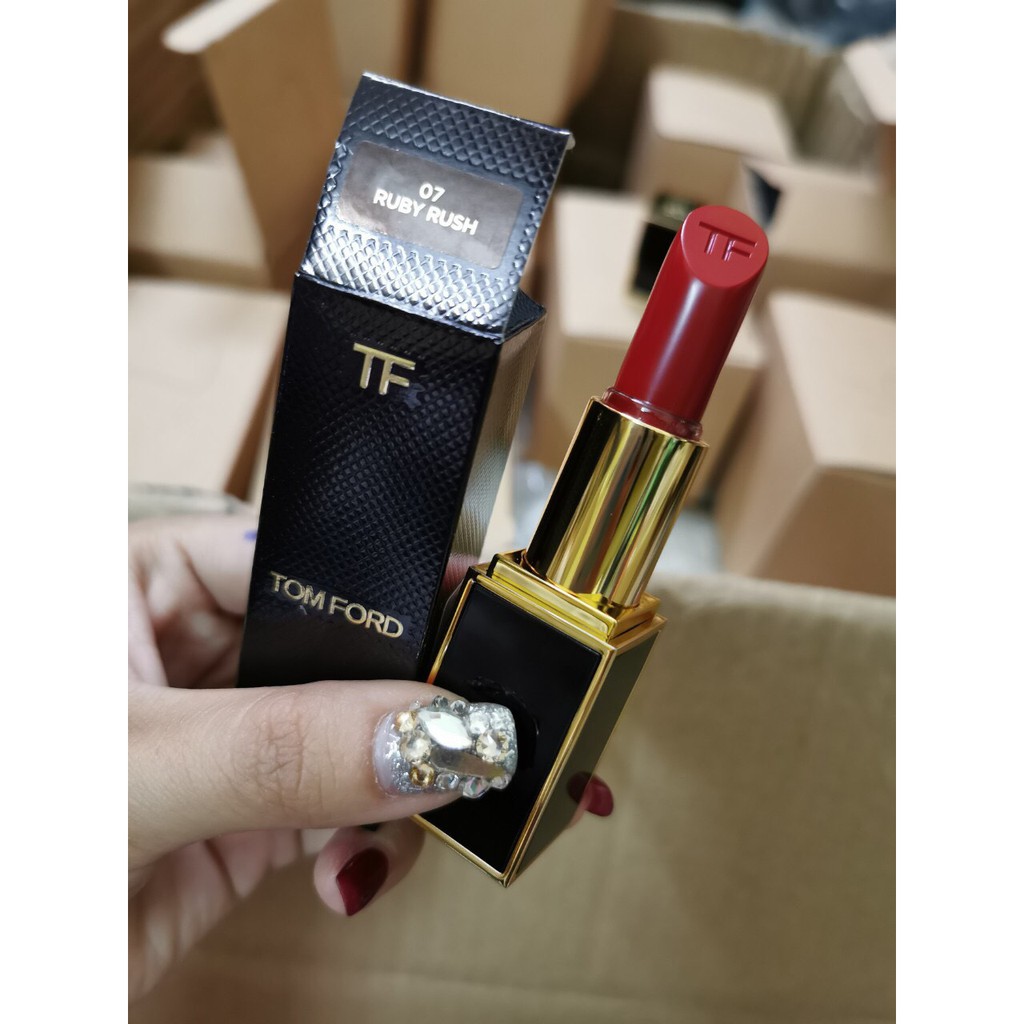 Son TF TOMFORD Vỏ Đen 07-08-09-15-16-38-80-69-LC01 Hàng Chính Hãng