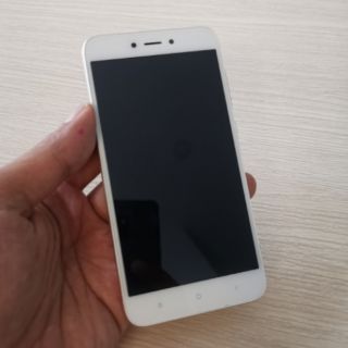 Điện thoại xiaomi redmi 5a
