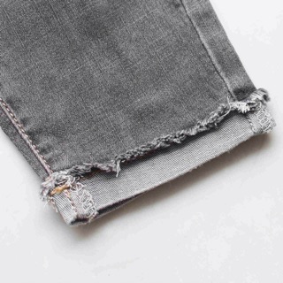 Quần jeans dài bé trai