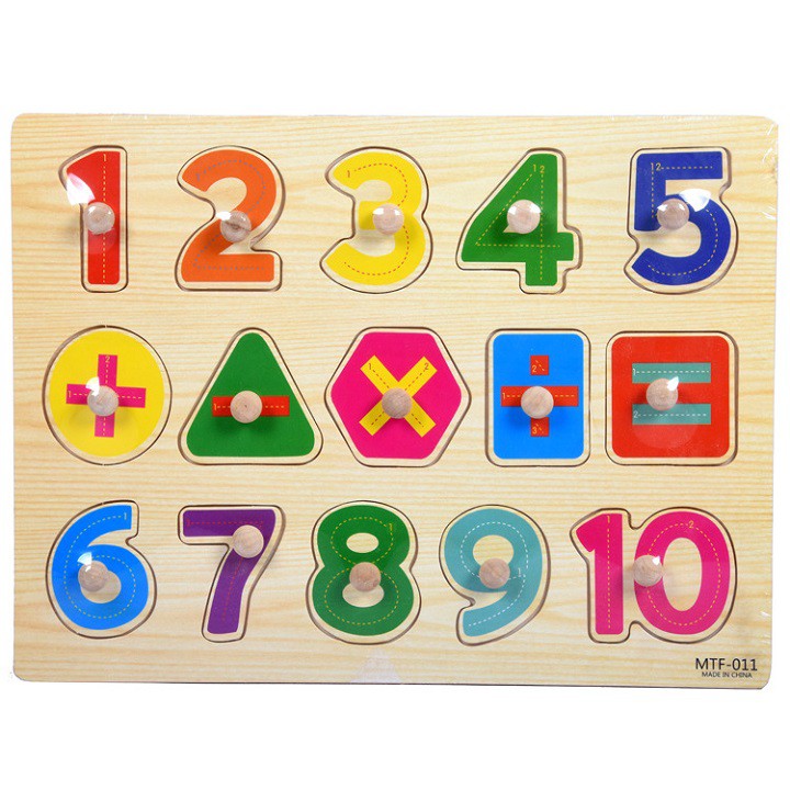 Bảng núm giúp trẻ vừa chơi vừa học toán