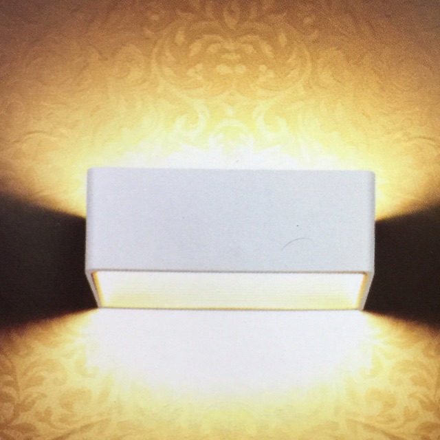 Đèn pha led-NV585-12w