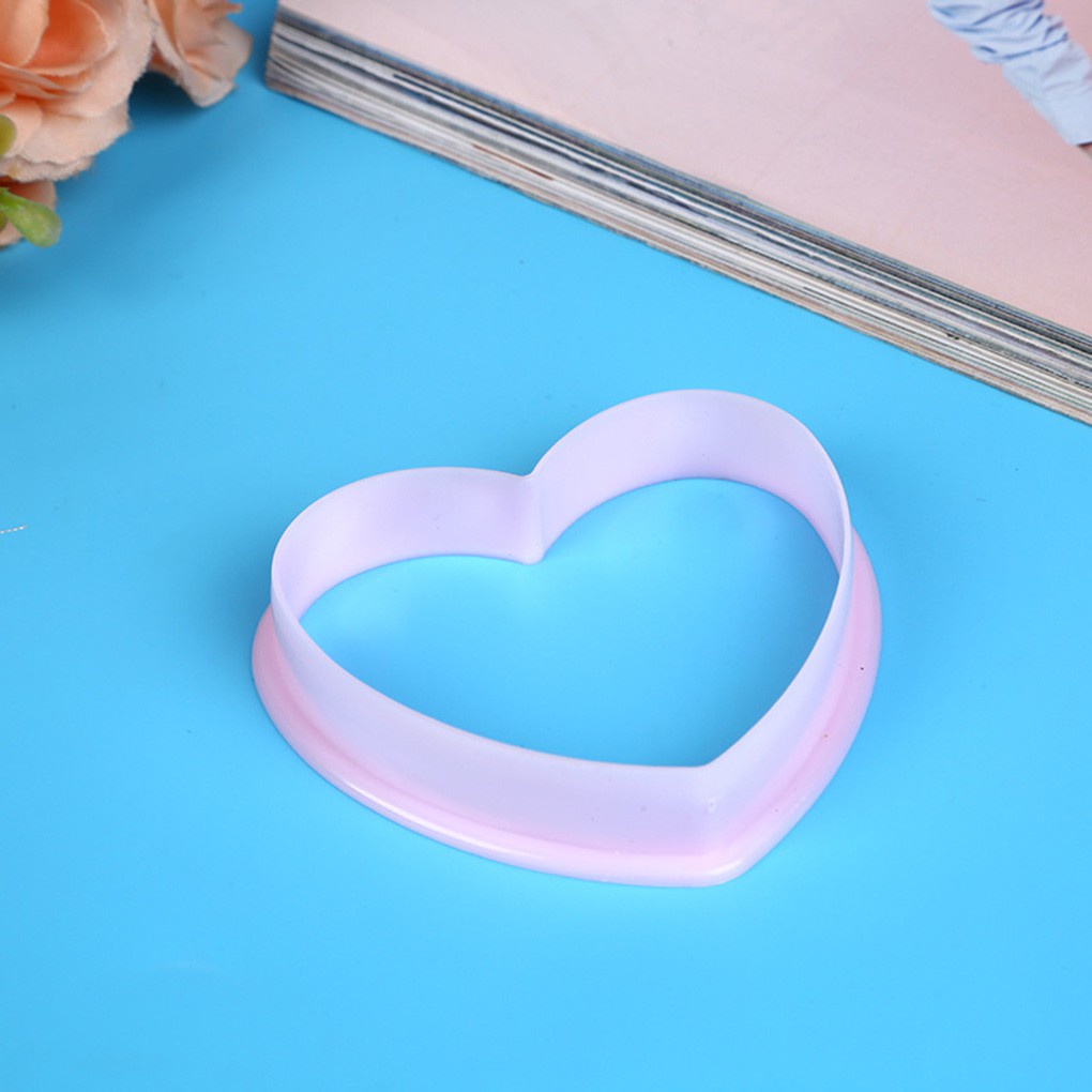 Bộ Khuôn Nhựa Cắt Bánh Quy Hình Trái Tim