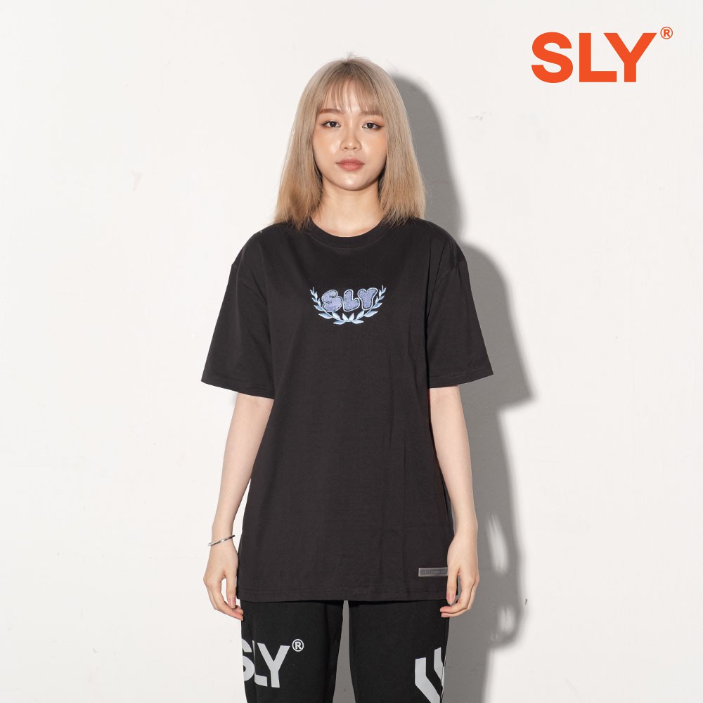 [Mã INCU50 giảm 50K đơn 250K] Áo Thun SLY Laurel Đen | BigBuy360 - bigbuy360.vn