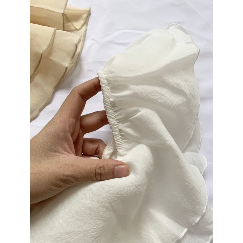 Váy đi tiệc tiểu thư trễ vai hai màu trắng be - Vát voan trễ vai đi tiệc sang chảnh | BigBuy360 - bigbuy360.vn
