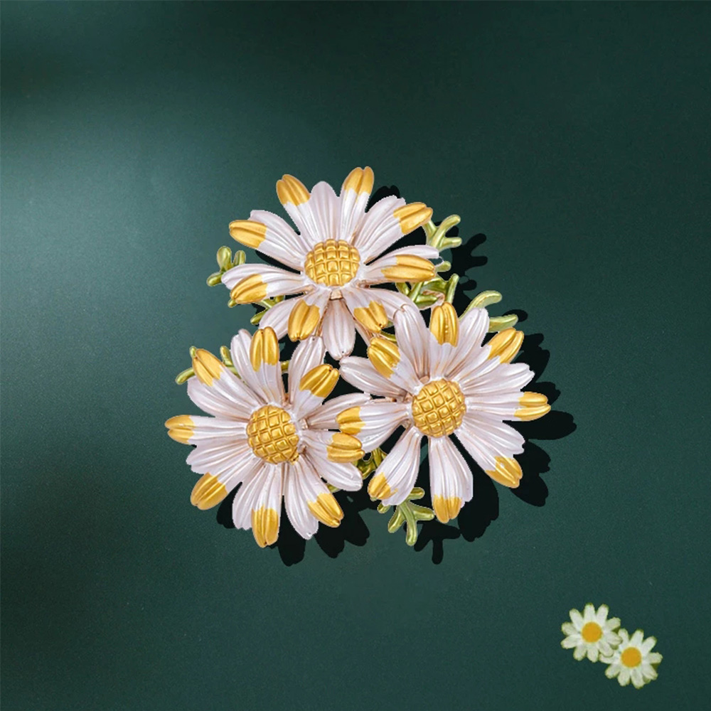 FORBETTER Women Jewelry Daisy Brooches Cute Scarf Clip Enamel Pin Flower Badges Women 1Pc Fashion Daisy Flower Ladies Collar Pins/Multicolor