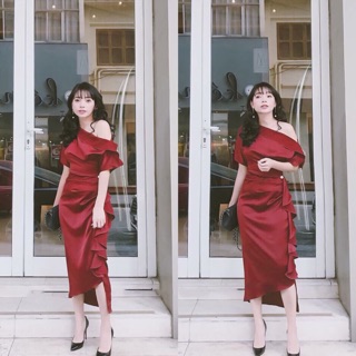 Đầm lệch vai phi lụa