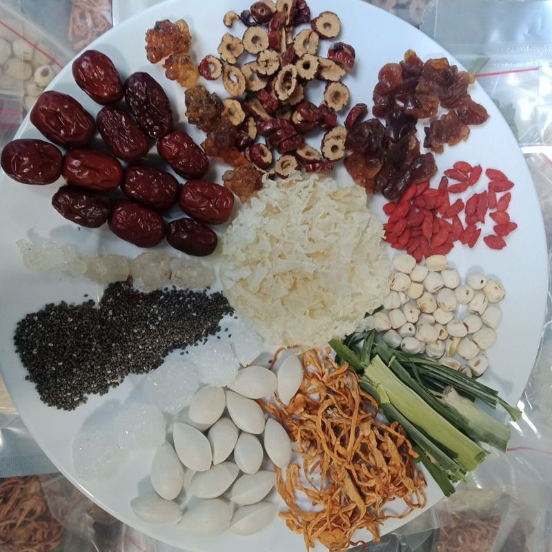 CHÈ DƯỠNG NHAN TUYẾT YẾN NHỰA ĐÀO 12 VỊ  - 400gram