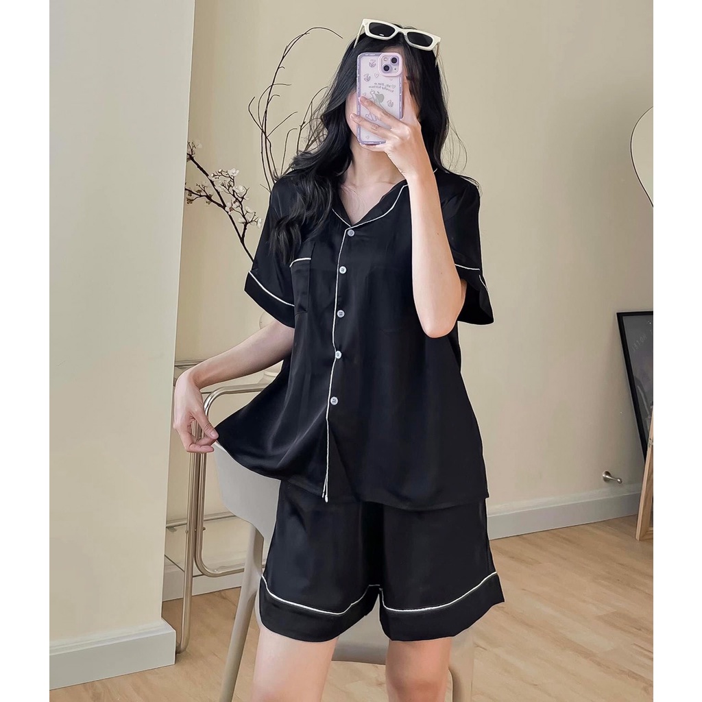 Bộ pijama đồ mặc nhà kiểu dáng mới vải lụa SATIN mềm mát-tay ngắn quần ngắn.