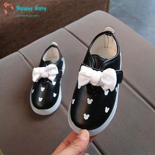 Giày thể thao đế có đèn LED cho bé gái