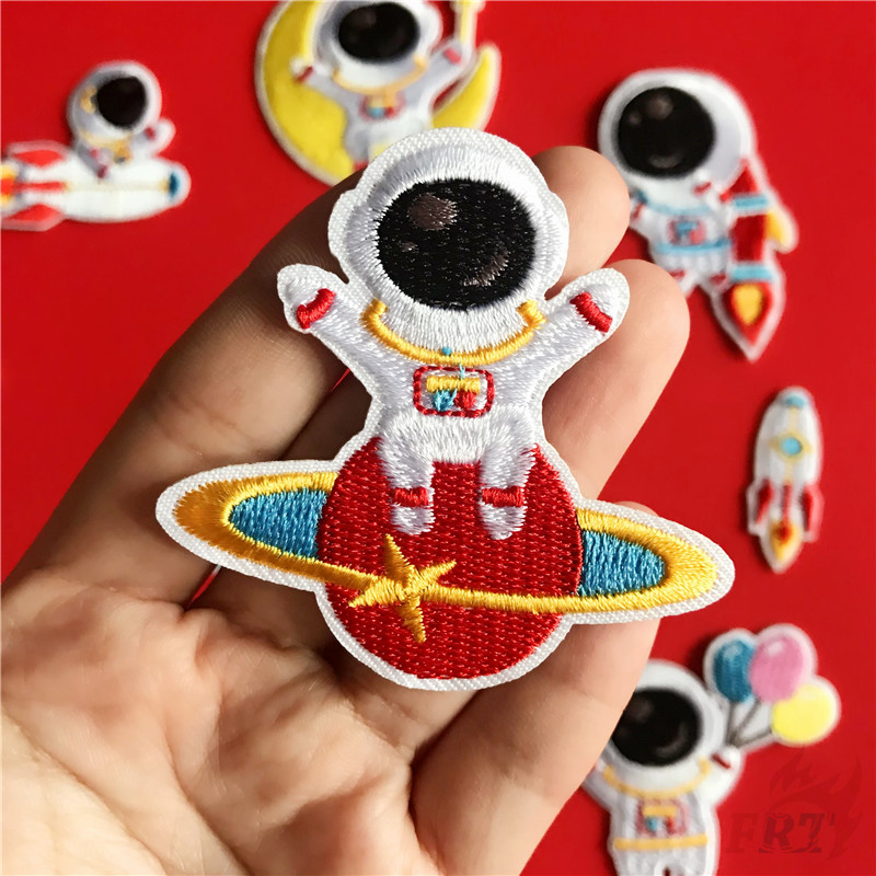 Miếng vá ủi thêu hình phi hành gia/tên lửa ngộ nghĩnh