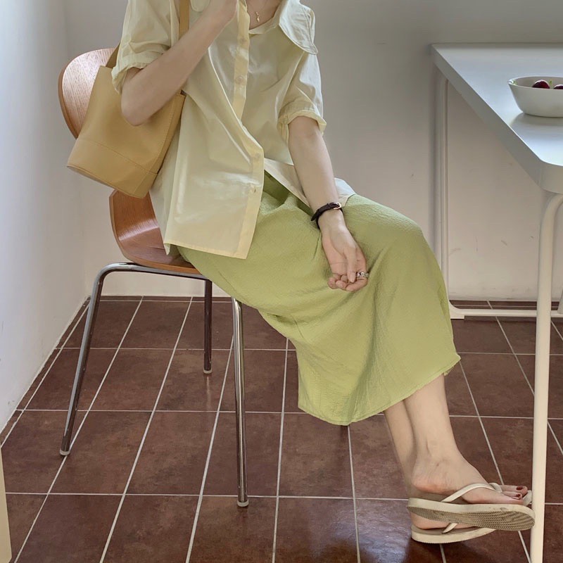 Chân váy midi chất linen mềm dáng A nhẹ cạp khóa xẻ sau