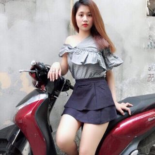 Váy hai tầng có quần trong
