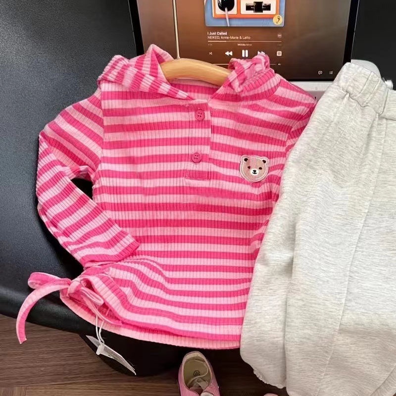 Bộ Đồ Thể Thao Hai Mảnh Gồm Áo Thun Tay Dài Có Nón Họa Tiết Kẻ Sọc Xanh Dương Phong Cách Nhật Bản + Quần Thể Thao Hàng Mới Dành Cho Bé Gái 81023