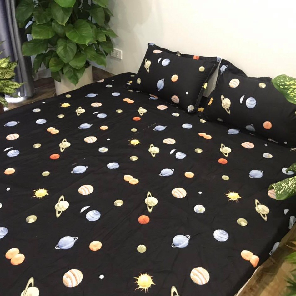 Sét Chăn Ga Gối 5 Món Cotton Poly Emmidecor Mẫu Hành Tinh Đen