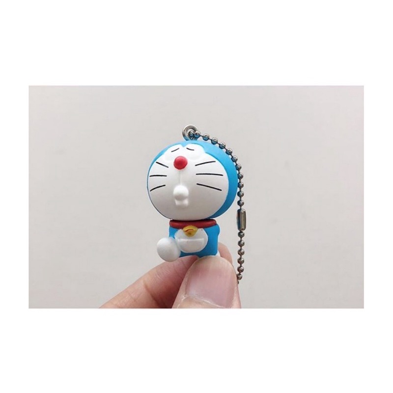 - Mô hình Móc Khoá Đoraemon, Đèn Pin và Dorami