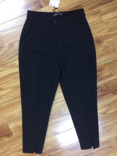 Quần baggy xẻ gấu