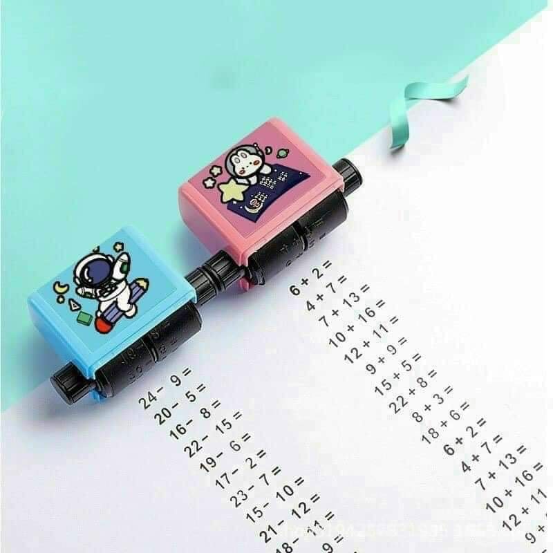 Máy in con lăn tạo phép tính cộng trừ cho bé